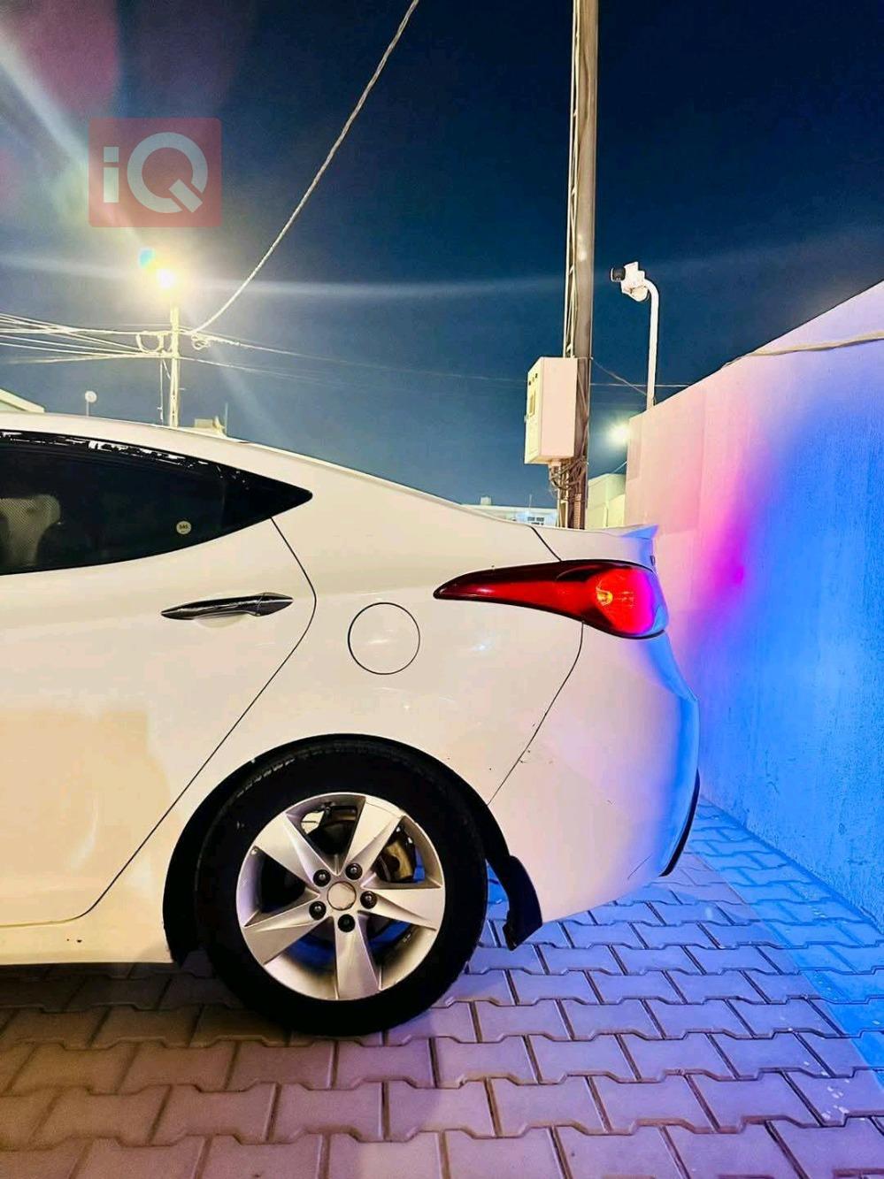 هیوندای ئەلەنترا